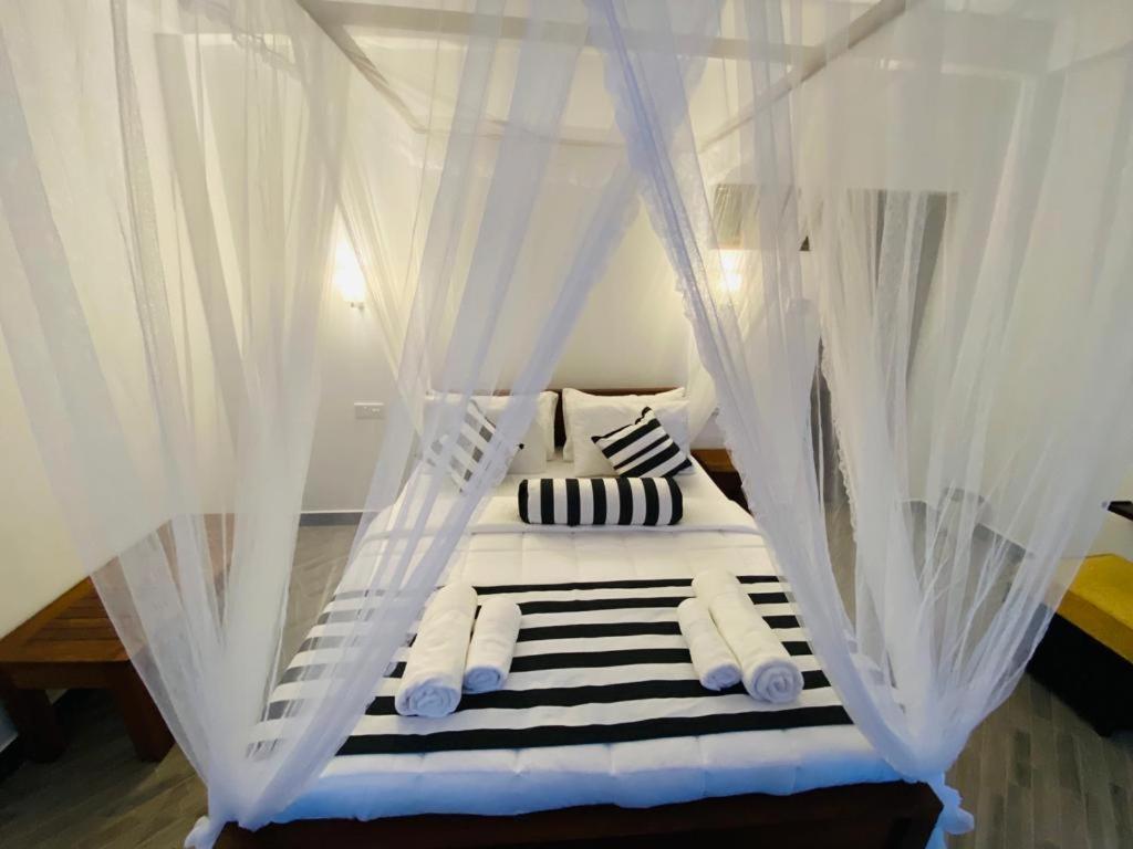 Misty Peak View Villa Ella Ngoại thất bức ảnh