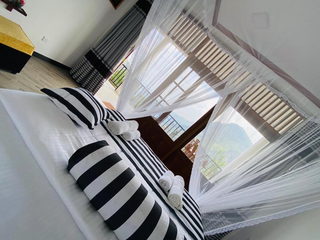 Misty Peak View Villa Ella Ngoại thất bức ảnh